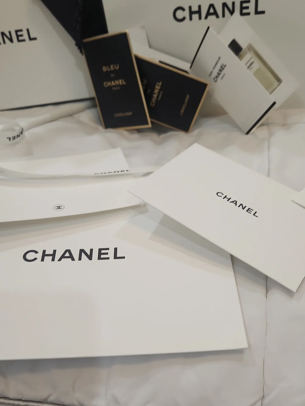 CHANEL 6xPerfume Spray 2xMascara Mini 2XLuxury Boxes 2xShip Boxes 1xBag Camellia